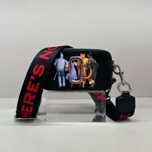 MARC JACOBS WIZARD OF OZ “FRIENDS” SNAPSHOT